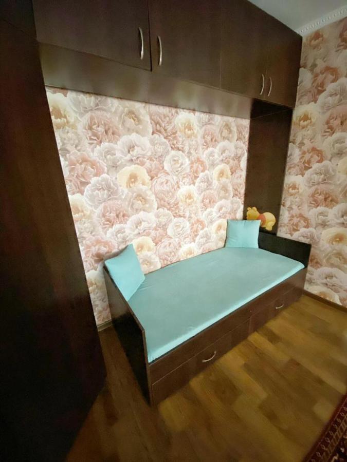 Квартира Напротив Аэропорта Apartment Turksib Exterior photo